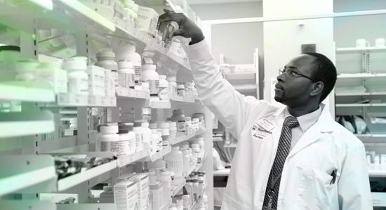 Guide pour la conduite des missions de contrôle de la gestion des médicaments dans les formations sanitaires