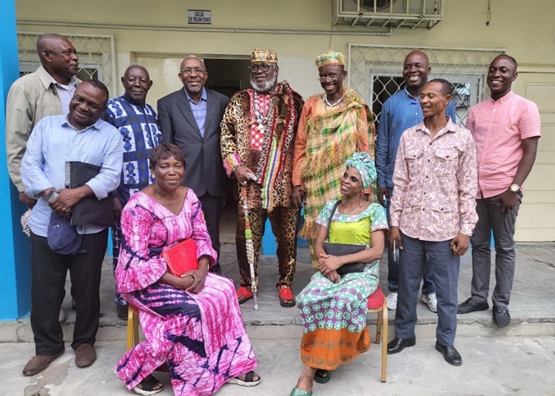 Participation à la rencontre entre le roi Ovenga 1er du Gabon et une délégation des tradipraticiens du Congo
